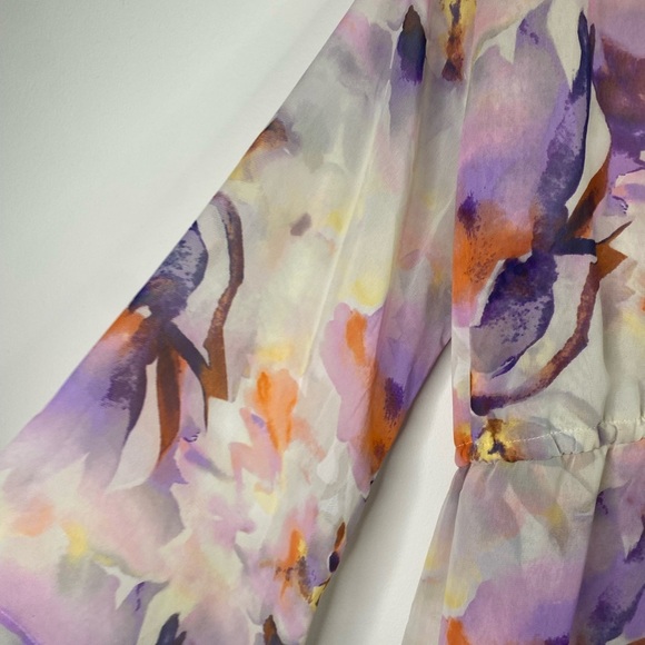 Show Me Your MuMu Romper Shorts V Neck Floral Size Small - Picture 7 of 15